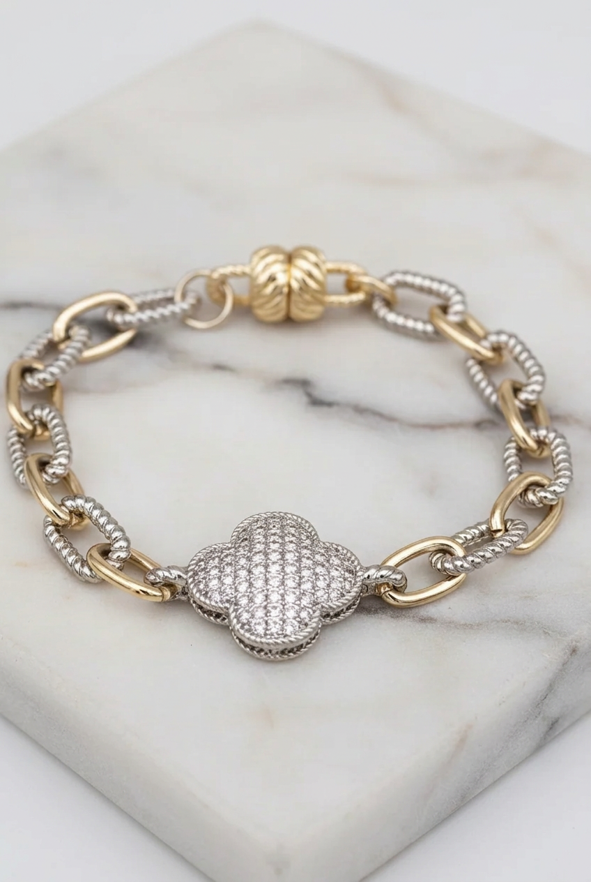 Golden Hour Pavé Clover Link Bracelet-Cute-Trendy-Shop-Womens-Boutique-Clothing-Store