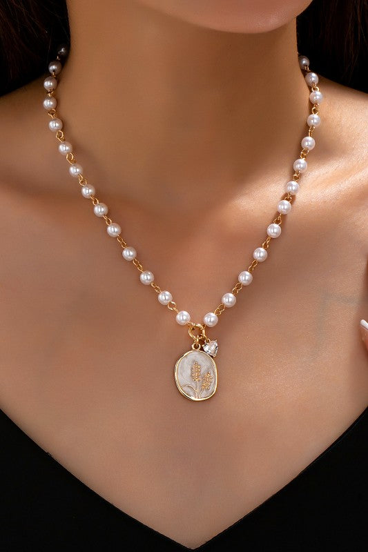 Sunburst Pendant Pearl Necklace-Cute-Trendy-Shop-Womens-Boutique-Clothing-Store