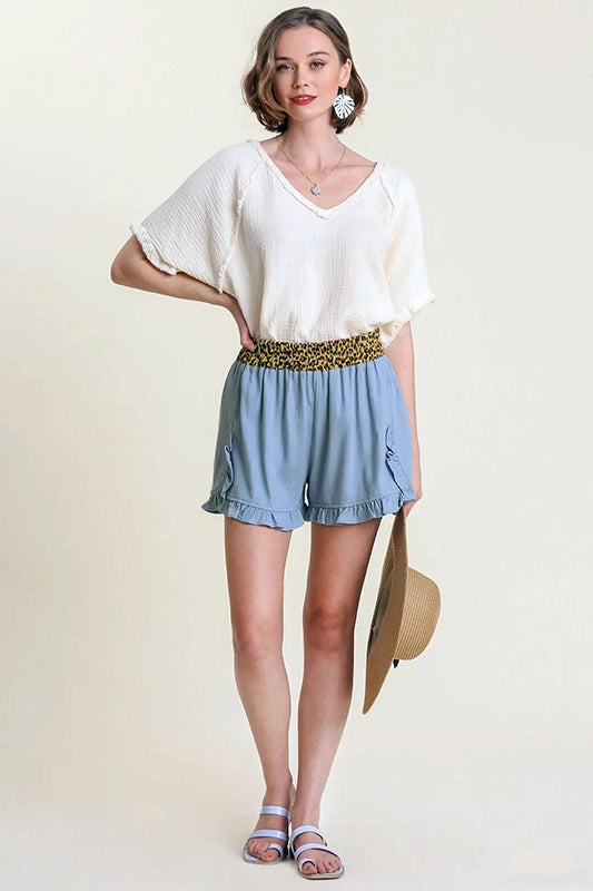 Make The Most of It Linen Shorts-Cute-Trendy-Shop-Womens-Boutique-Clothing-Store