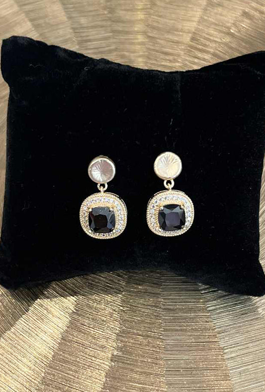 Beautiful Evening Black Stone Earrings-Cute-Trendy-Shop-Womens-Boutique-Clothing-Store