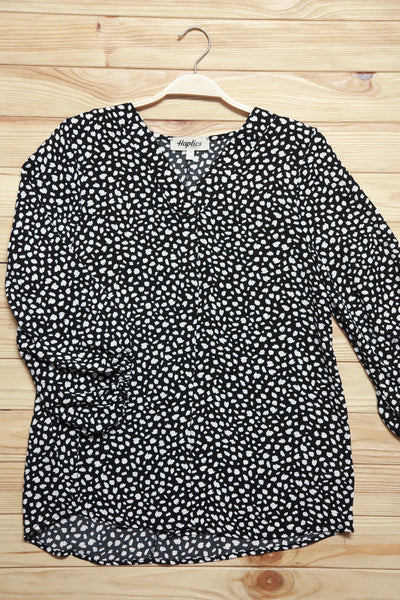 Black Abstract Dot V Neck Woven Top *online exclusive-[option4]-[option5]-Cute-Trendy-Shop-Womens-Boutique-Clothing-Store