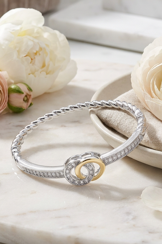 Entwined & Extra Interlocking Double Circle Cable Bangle-Cute-Trendy-Shop-Womens-Boutique-Clothing-Store