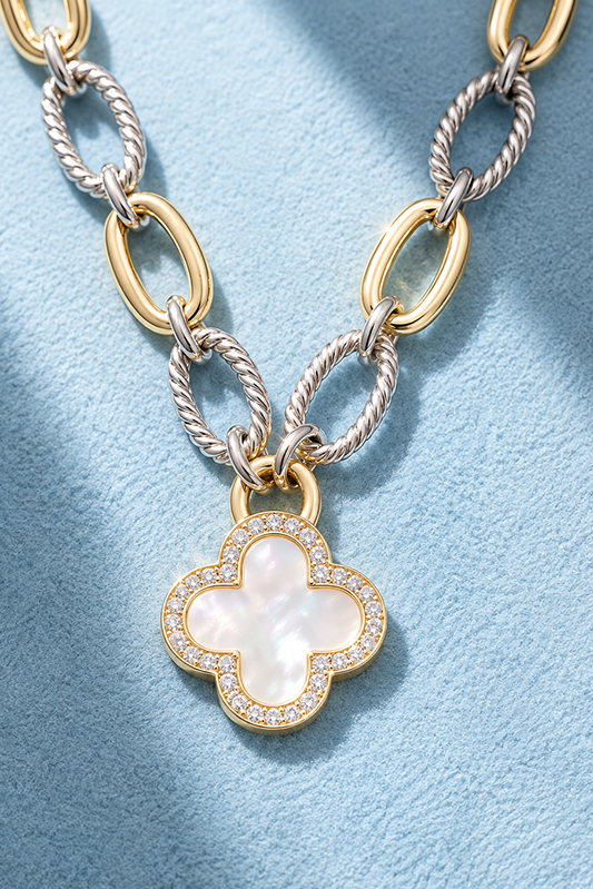 Oval Link Mother-of-Pearl Clover Necklace-Cute-Trendy-Shop-Womens-Boutique-Clothing-Store