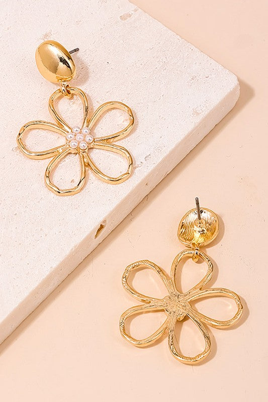 Daisies for Days Flower Earrings-[option4]-[option5]-Cute-Trendy-Shop-Womens-Boutique-Clothing-Store