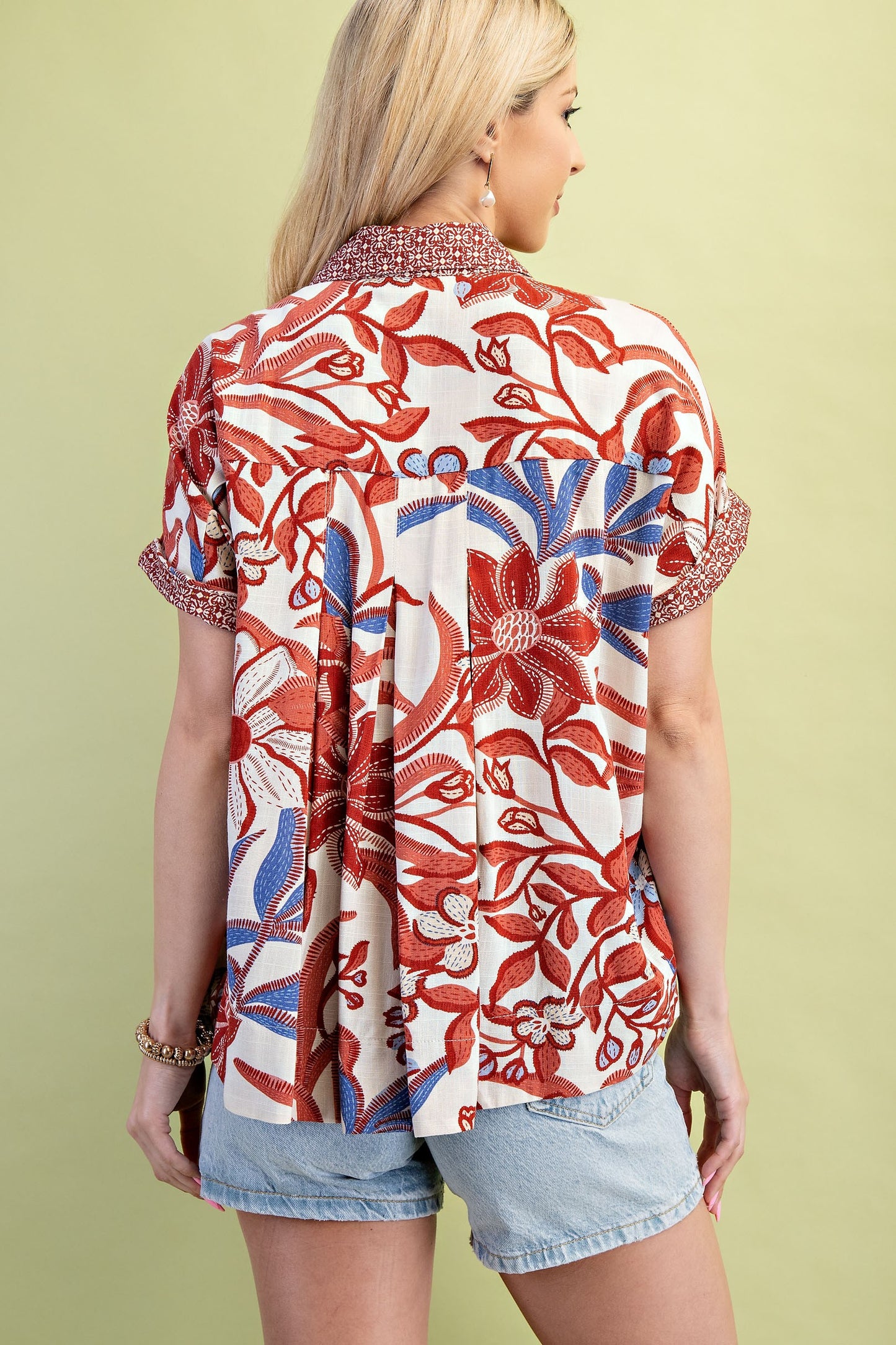 Oasis Botanical Pleated Button-Down-Cute-Trendy-Shop-Womens-Boutique-Clothing-Store