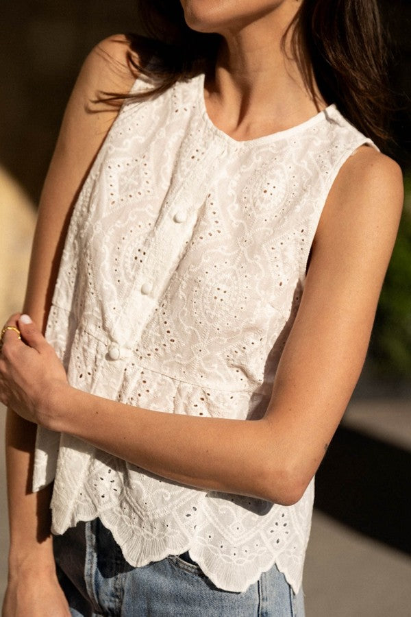 Hollow Lace Embroidered Sleeveless Shirt