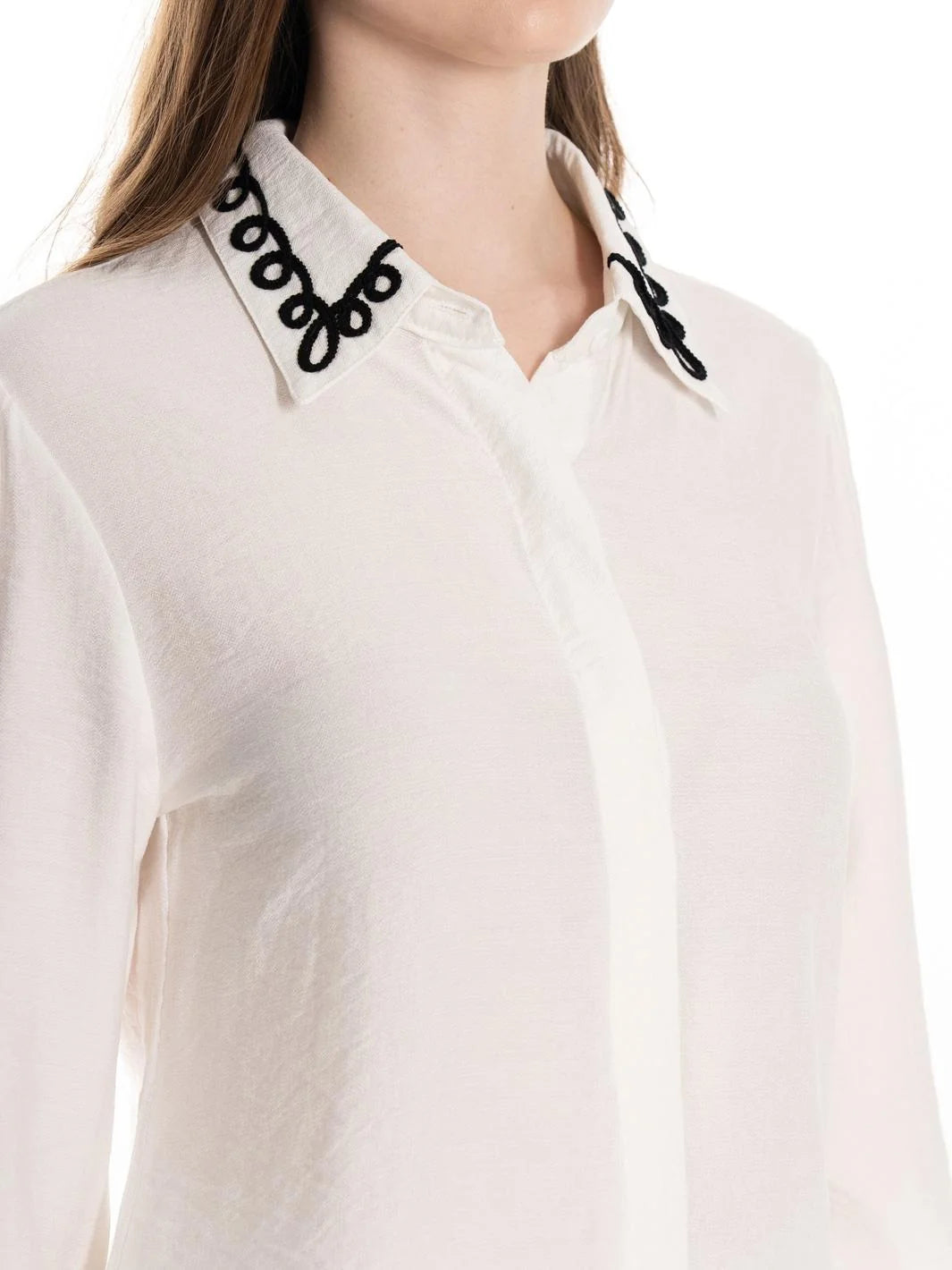 Heritage Vine Embroidered Blouse-Cute-Trendy-Shop-Womens-Boutique-Clothing-Store