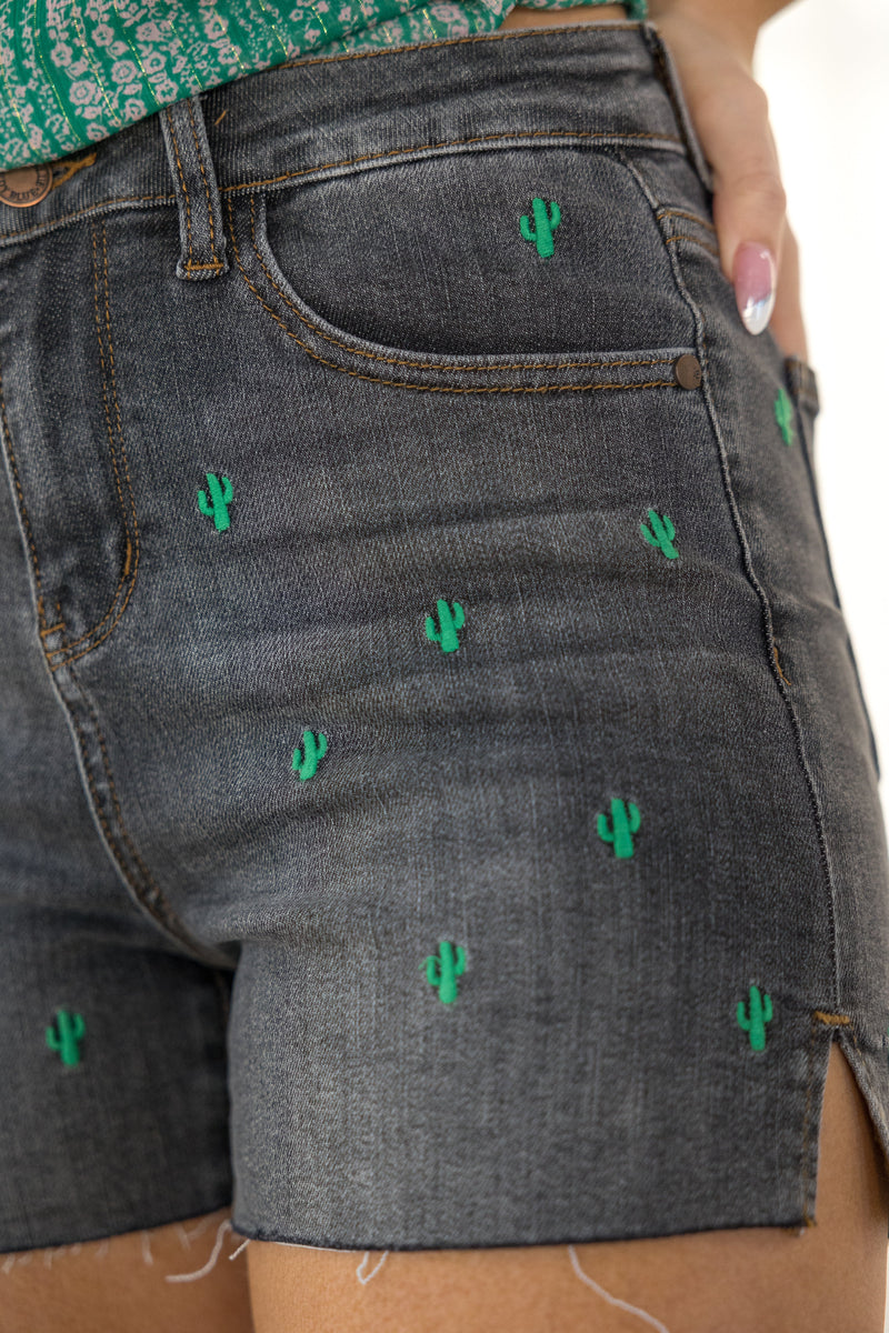 Cactus Cutie Judy Blue Shorts *Online Exclusive*